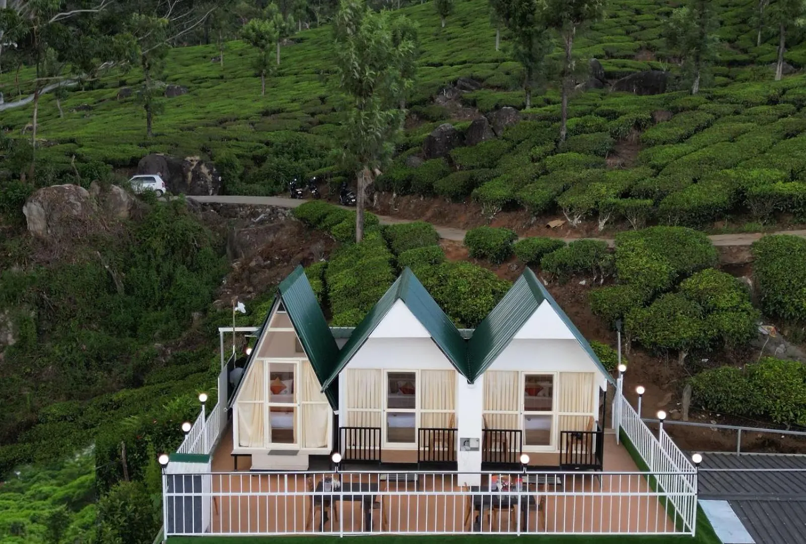 Cj Clamping Resort Munnar Devikolam Campsite